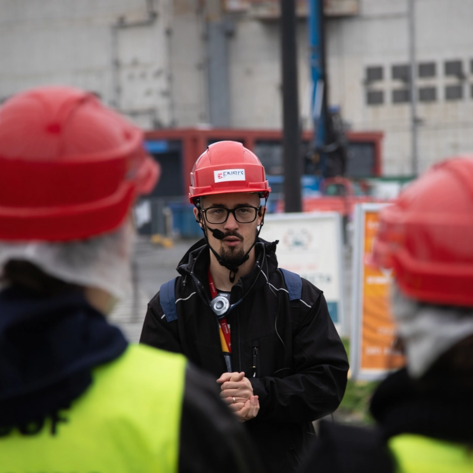 Faire venir les publics jeunes en visite d'usine